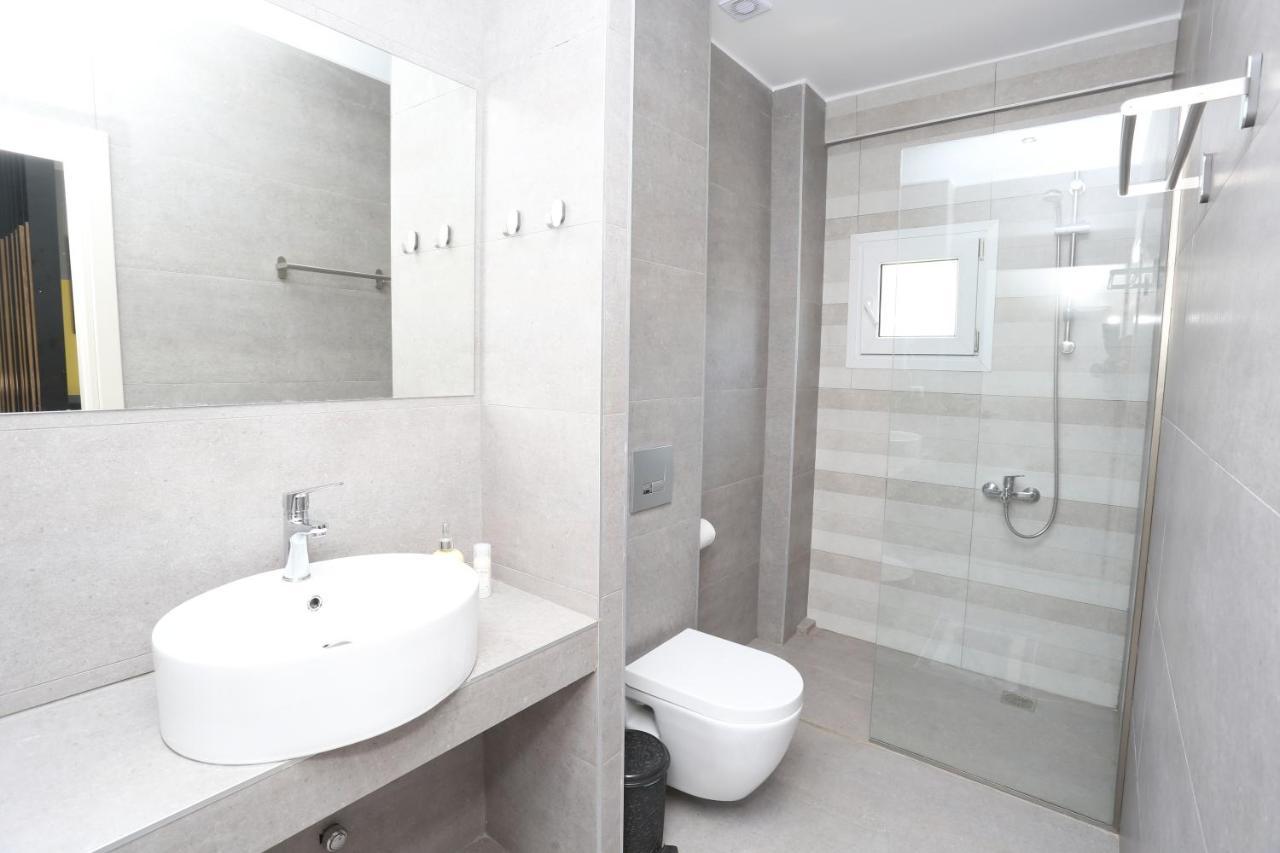 Downtown Seaside Suites Thessaloníki Ngoại thất bức ảnh